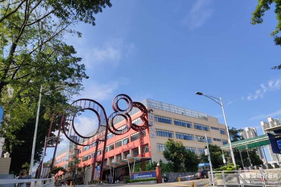 喜讯！布吉8888拿下188平、新年要发发1申请创业补贴1租期灵活1带家私
