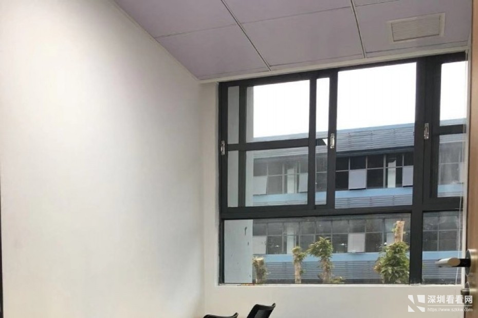布吉创意园写字楼直租,符合深圳补贴政策!免水电物业费